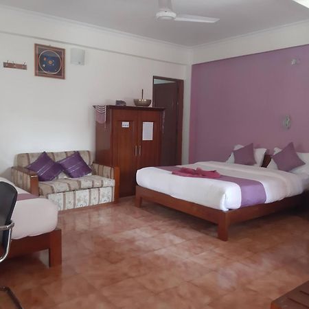 Blue Planet Lodge & Restaurant Pokhara Dış mekan fotoğraf