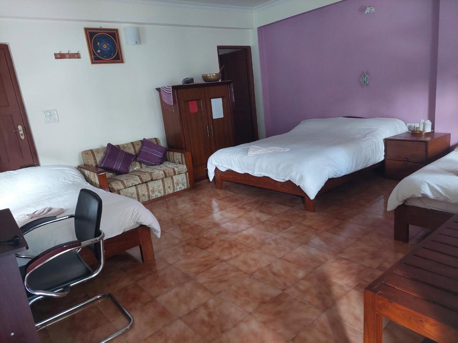 Blue Planet Lodge & Restaurant Pokhara Dış mekan fotoğraf